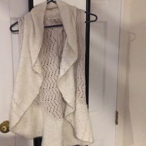 Girls max studio shawl vest